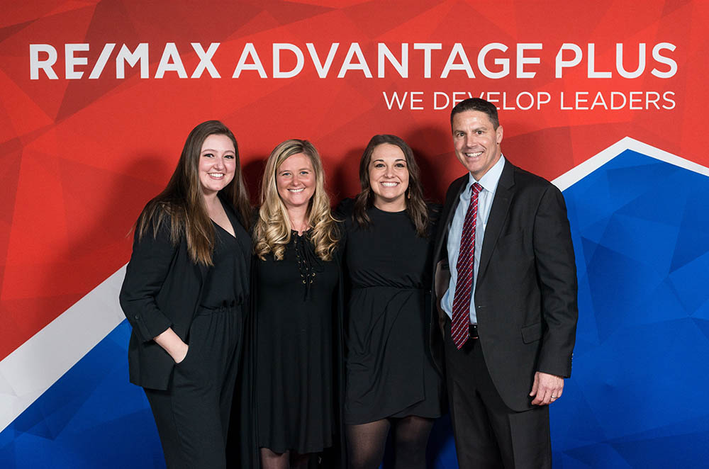 Join The Advantage - RE/MAX Advantage Plus Careers